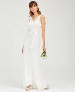Adrianna Papell Women's Lace V-Neck Satin Sash Gown