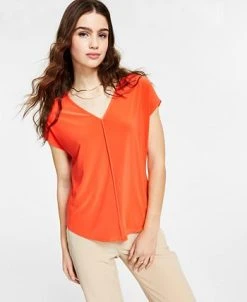 Bar III Women's Seamed V-Neck Top, Created For Macy's -Anne Klein Sales Store 20648885 fpx