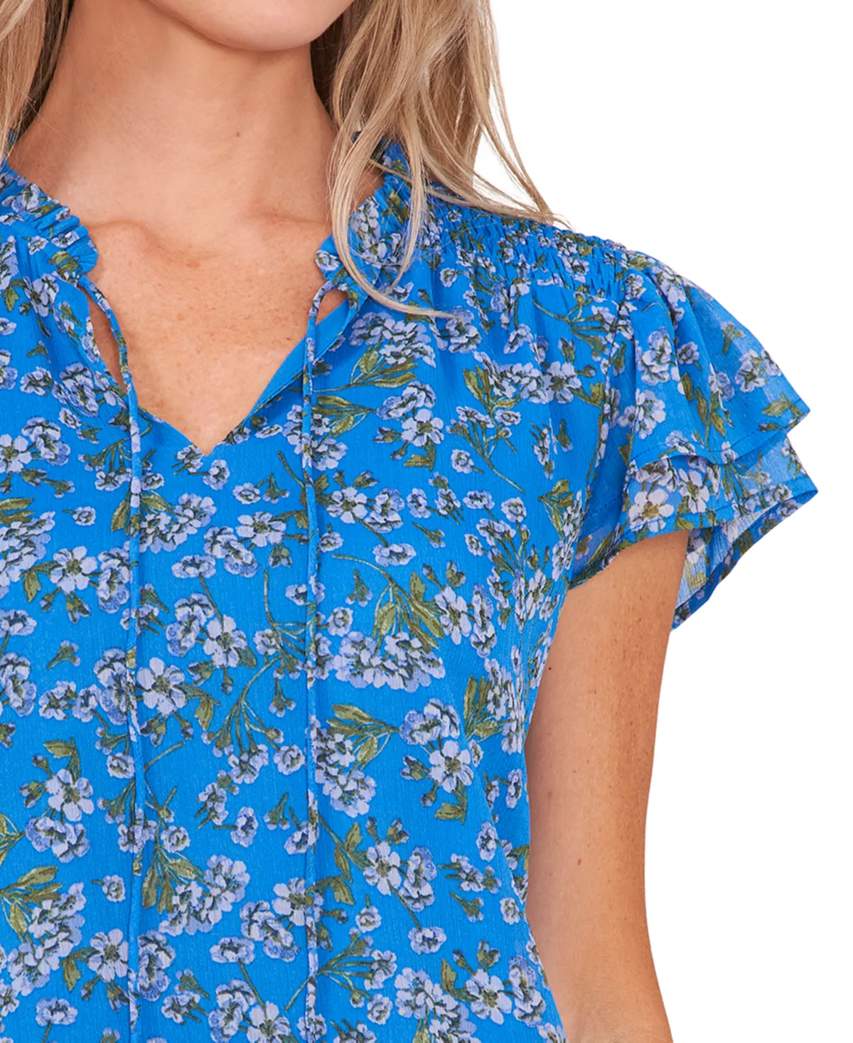 CeCe Women's Flutter Sleeve Floral Print Blouse 4 CeCe Women's Flutter Sleeve Floral Print Blouse - Image 4