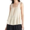 Black Tape Women's Textured Ruffled Top