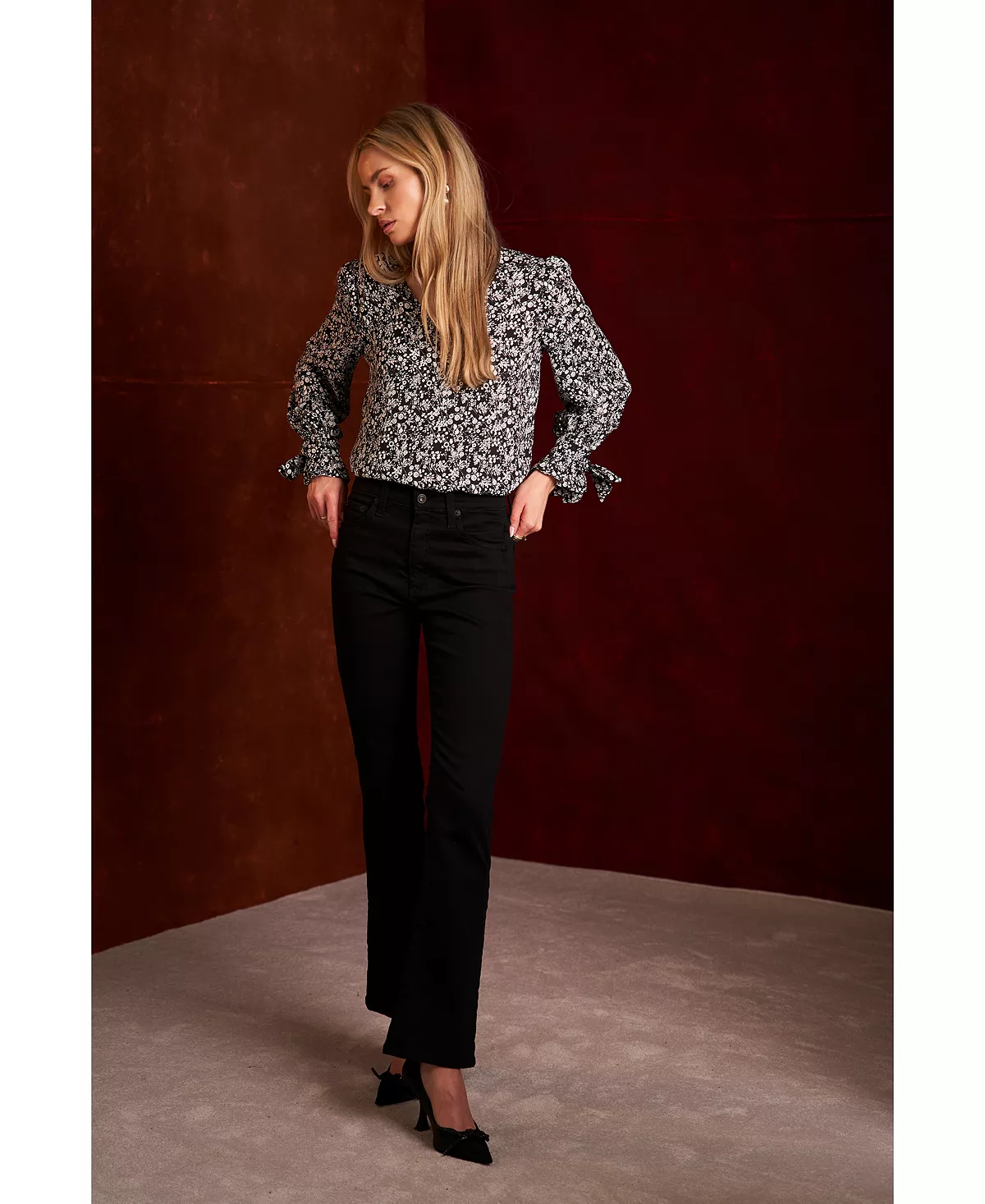 CeCe Women's Long-Sleeve V-Neck Tie-Cuff Blouse 7 CeCe Women's Long-Sleeve V-Neck Tie-Cuff Blouse - Image 7